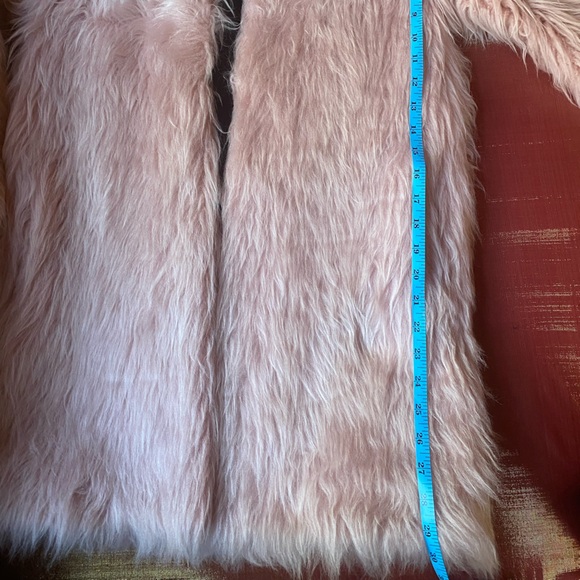 Authentic Celine three quarter crew neck coat in shearling.  Worn once. - Picture 14 of 14